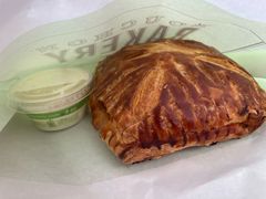 牛肉可颂-Bouchon Bakery