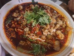 -麻辣总动员·川派海鲜·现炒浇头面·自贡菜(五彩城店)