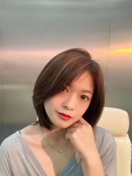 -Tloml salon