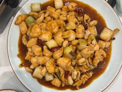 -犇逸·乐山跷脚牛肉·四川现炒(览海店)