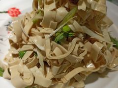 -大胡同天津菜·海肠捞饭·津门皮皮虾锅贴一绝(西姜井店)