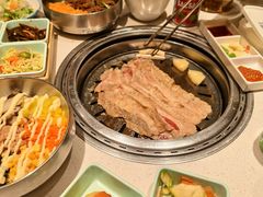 -韩香福烤肉庄园(荣成店)