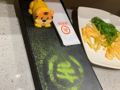 -海底捞火锅(曹安公路店)