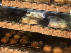 -白玉兰食品(汇联商厦店)