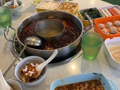 -蛙两只美蛙鱼头火锅(恒茂店)