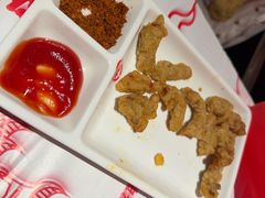 -肥肥虾庄·金牌油焖大虾(汉街SKP店)