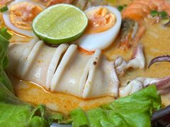 -Kat's Kitchen