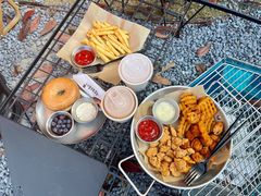 -J Create城市露营咖啡·简餐·宠物(上海动物园店)