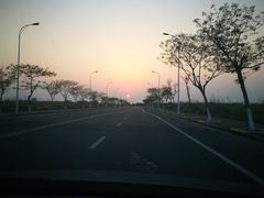 -上海滴水湖皇冠假日酒店