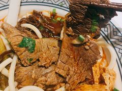 -粉吖吖·邵阳米粉(体育西路店)