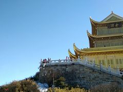 -峨嵋山金顶