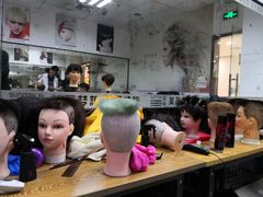 -首脑美容美发化妆美甲培训学校(龙岗校区)