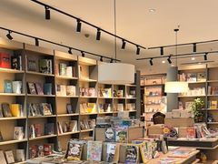 -魔方城市书房(中街益田店)