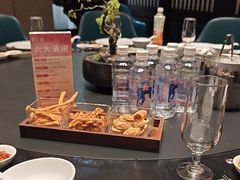 -忆江南·临江鱼馆