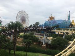 -七彩云南欢乐世界