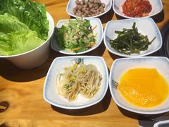 -唯成•韩国炭火烤肉 유성고기