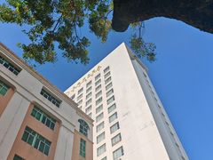 -汕尾巴黎半岛酒店