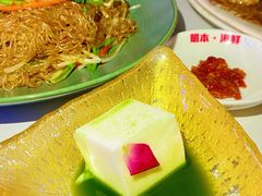 -明本湛江鸡•海鲜小厨(陈家祠店)