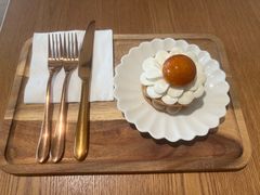 -VERIE BAKEHOUSE