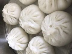玉米杂粮菌菇鲜肉包-食膳公园包子铺(烈士公园店)