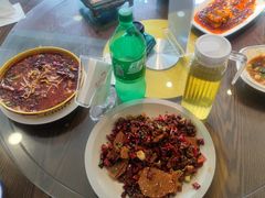 -巴渝川菜馆(建设路店)