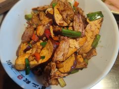 -富正毅三下锅·湘西韵味(天门山索道店)