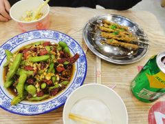 -江城燕子大排档(江汉路步行街店)