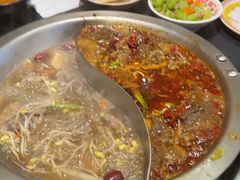 -沸炉重庆老火锅(军事博物馆店)