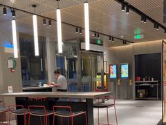 -麦当劳(滨河路DT店)