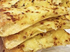 -必胜客(WOW中心城店)