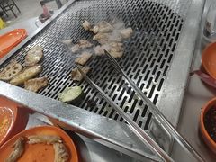 -陈小肠特色火盆烧烤(海门渔村美食街店)