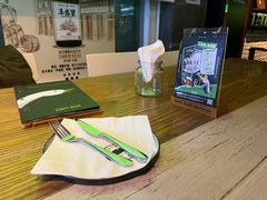 餐具摆设-Goose Island Brewhouse鹅岛精酿啤酒餐厅