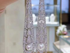 -小飞侠奢侈品回收 寄卖 养护(宝山宝龙广场店)