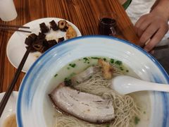 -小龙酒家(桂平路店)