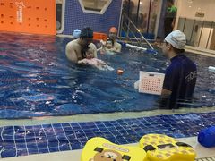 -戊辰亲子游泳俱乐部