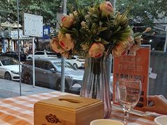 -粤香楼(新光里店)