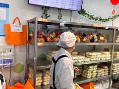 -白玉兰食品(中山公园龙之梦店)