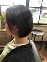 -苑苑发型设计