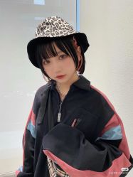 -时尚殿堂明星门店