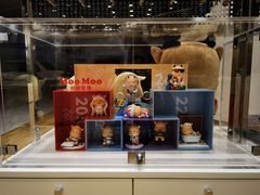 -杭州中沃沃尔沃4S店(滨江区店)