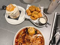-W COLLECTIVE  DESSERT SHOP
