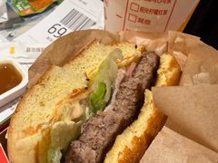 -麦当劳(徐汇漕溪北路百脑汇店)