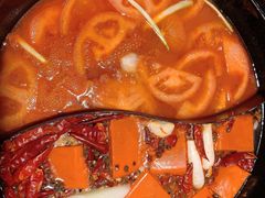 -九牧鱻·渝老鬼重庆火锅(人民路店)