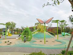 -季高兔窝窝亲子园(上海薰衣草公园店)