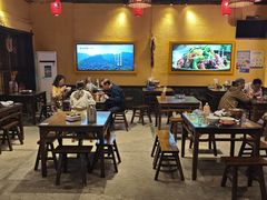 -富正毅三下锅·湘西韵味(天门山索道店)