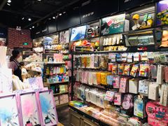 -酷乐潮玩(金桥国际店)