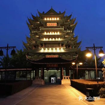 重元寺在阳澄湖半岛，是苏州也很知名的寺庙