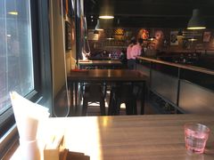 -拉亚汉堡经典餐厅(商城路店)
