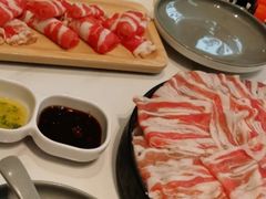 -洪氏嗨捞·广东猪肚鸡·椰子鸡火锅(西咸万象城店)