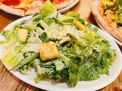 经典凯撒沙拉-城市大道红炉披萨烘焙坊